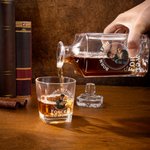 Decanter per whisky personalizzato con foto di Born to Fish, con nome e scatola di legno, regalo di compleanno e anniversario per gli amanti del whisky