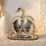 Personalized Swan Family LED Light Wooden Ornament with Text and Date Home Decor Mother's Day Christmas Birthday Gift for Mom