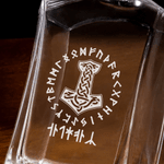 Personalized Viking Runes Whiskey Decanter 2 Glasses Wooden Box Set with Engraved Name Father's Day Birthday Gift for Father Friends Bartenders
