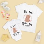 Personlig Vår första mors dag Björn Baby Onesie och mamma Matchande T-shirt med namn och år Present till baby ny mamma