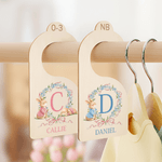 Personalisierte niedlichen Hase Kranz 7 Stück hölzernen Schrank Teiler mit Namen Baby-Dusche Kinderzimmer Ostern Geschenk für neue Eltern Neugeborenen