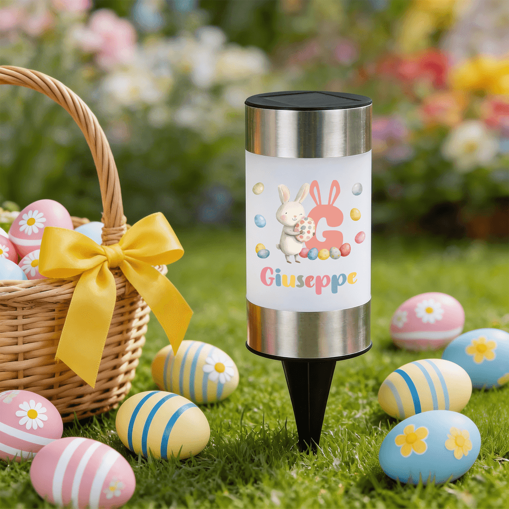 Linterna solar de jardín personalizada con nombre e inicial de conejito de huevo para uso diario Regalo de Pascua para la familia y los niños 2