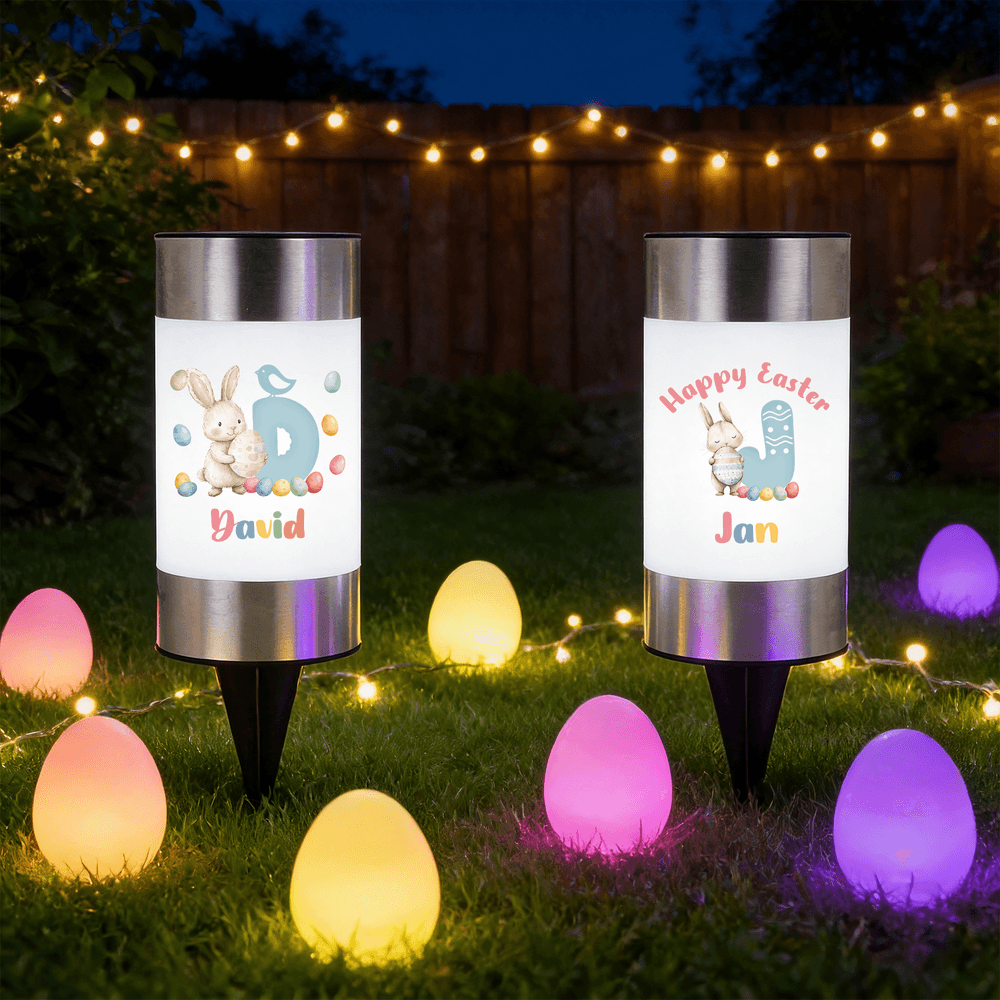 Linterna solar de jardín personalizada con nombre e inicial de conejito de huevo para uso diario Regalo de Pascua para la familia y los niños 3