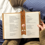 Personalisierte Geburt Blume Schmetterling PU Leder Lesezeichen mit Namen Lesen Geburtstag Geschenk für Buchliebhaber Bücherwürmer