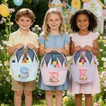 Personlig Simulert 3D-utskriftseffekt Bunny Rabbit Ears Striped påskekurv med initial og navn Påskefest Favor Egg Jaktgave til barn
