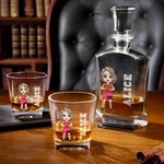 Spersonalizowana karafka do whisky z imieniem i numerem postaci z kreskówki z piłką - prezent urodzinowy dla miłośników sportu
