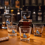 Personalisierte Cartoon Charakter Whiskey Dekanter mit Namen und Jahr Vatertag Ruhestand Geschenk für Väter Barkeeper