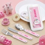 Personalisierte Fantasy Einhorn Gabel Löffel Messer 3 Stück Besteck Set mit Namen und Fall zurück zu Schule Geburtstag Geschenk für Jungen Mädchen