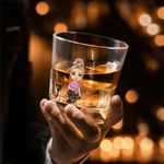 Personalisierte Cartoon-Charaktere Geburt Blume Whiskey Dekanter mit Namen Bar Accessoire Vatertag Geschenk für Mann Frau Schnapsliebhaber