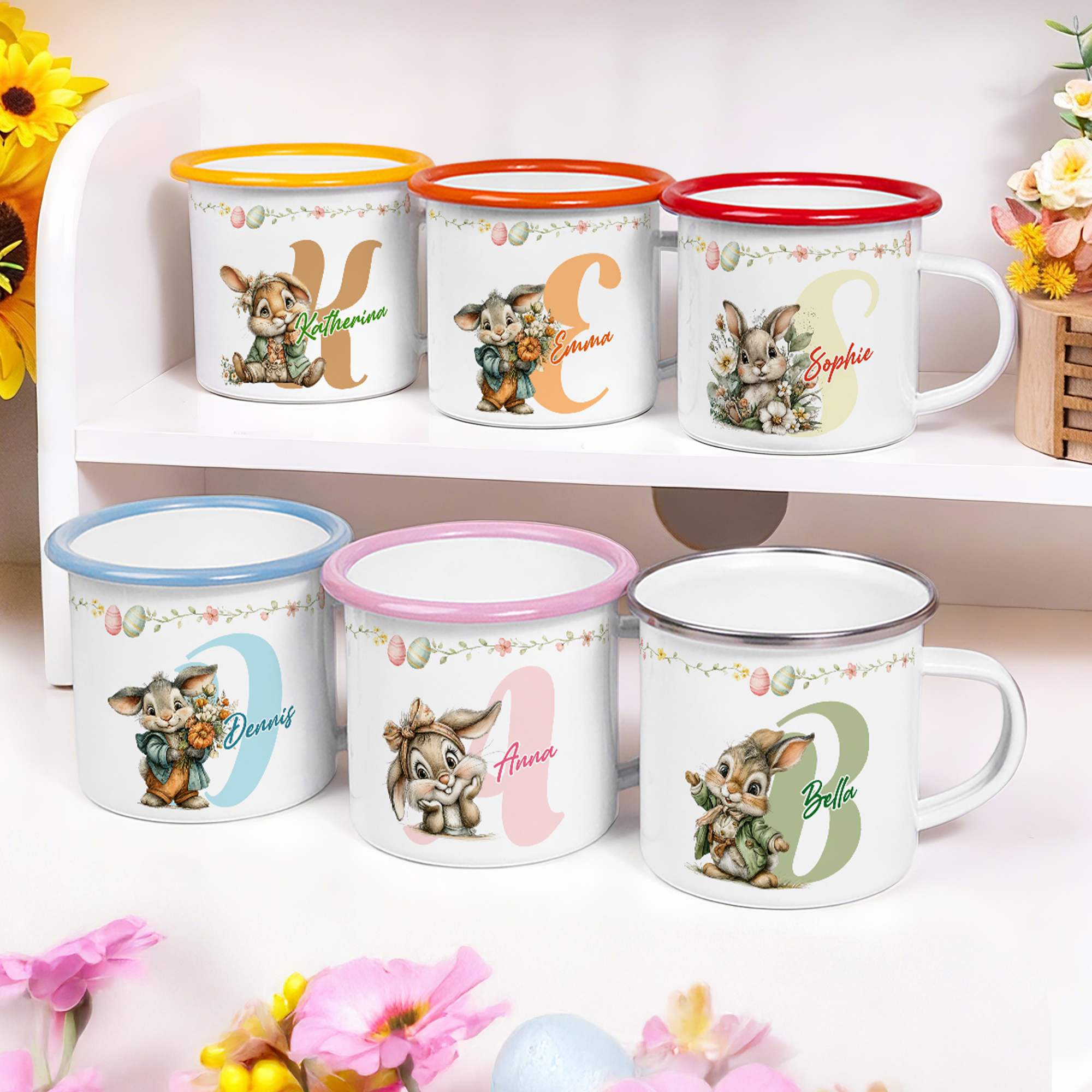 Personalisierte Emaille Kindertasse mit Retro-Osterhasenmotiv Initiale und Namen | Randfarbe wählbar | 355 ml | Ostern Geschenk für Jungen Mädchen