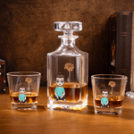 Personalisierte Cartoon-Charaktere Geburt Blume Whiskey Dekanter mit Namen Bar Accessoire Vatertag Geschenk für Mann Frau Schnapsliebhaber