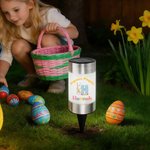 Lampe solaire de jardin étanche personnalisée avec motif de lapin nom et initiale - Cadeau de fête de Pâques pour la famille et les enfants 7