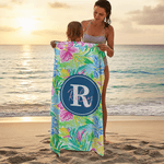 Personalisiertes Aquarellblumen-Strandtuch | mit Namen | Monogramm | groß und schnelltrocknend | Geburtstagsgeschenk für Frau Mutter
