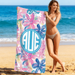 Personalisiertes Aquarellblumen-Strandtuch | mit Namen | Monogramm | groß und schnelltrocknend | Geburtstagsgeschenk für Frau Mutter