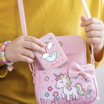 Personalizado Fantasía Unicornio Inicial LED portátil de doble cara Compacto Espejo de maquillaje con nombre Cumpleaños Novia Regalo para Mujeres Niñas