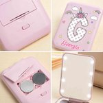 Personalizado Fantasía Unicornio Inicial LED portátil de doble cara Compacto Espejo de maquillaje con nombre Cumpleaños Novia Regalo para Mujeres Niñas
