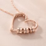Collier de coeur familial circulaire ouvert personnalisé avec 1-5 pendentifs de nom gravé Bijoux délicats Anniversaire Cadeau de fête des mères pour les femmes