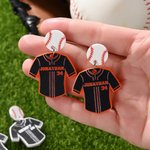 Spersonalizowane kolczyki w koszulce baseballowej z imieniem i numerem Prezent urodzinowy dla miłośniczki baseballu Baseball Mama