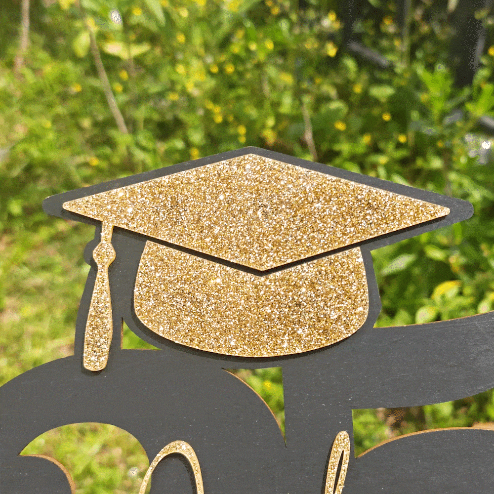 Personalized Glitter Grad Cap Wooden Sign with Year and Name Photo Prop Class of 2026 Graduation Gift for Graduates