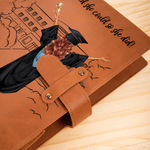 Gepersonaliseerd Afstudeer Karakter A5 PU Leren Notitieboekje met Naam en Jaar Verjaardag Afstudeer Cadeau voor Studenten en Afgestudeerden