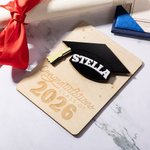 Personalisierte Gratulation Graduation Cap hölzernen Geldhalter mit eingraviertem Namen und Text Geschenk für Klasse von 2026 Absolvent