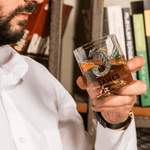 Cadeau d'anniversaire pour homme, barman, amateur de whisky.