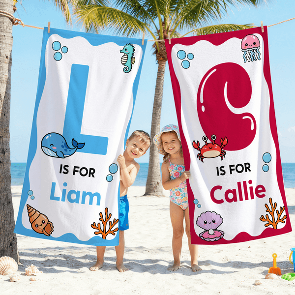 Toalla de playa personalizada de gran tamaño con temática oceánica, con nombre e inicial Regalo de fiesta en la playa para niños y niñas