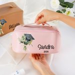 Gepersonaliseerde Geboorte Bloem Afstuderen Cap PU Lederen Wijd Open Make-up tas met naam Afstuderen Reizen Essentials Gift voor afgestudeerden