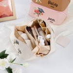 Gepersonaliseerde Geboorte Bloem Afstuderen Cap PU Lederen Wijd Open Make-up tas met naam Afstuderen Reizen Essentials Gift voor afgestudeerden