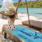 Serviette de Plage Multicolore Personnalisée avec Nom Super Absorbant à Séchage Rapide Motif Chapeau de Diplôme Class of 2024 Cadeau Graduation