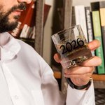Personalizado Clase de 2026 Graduados Graduación Cap 10 oz Old Fashioned Whisky de vidrio con el nombre de texto y año de graduación Regalo para graduados