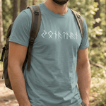 Personlig Multicolor Viking Runes Design T-Shirt Sweatshirt Hoodie med namn Fars dag present till vikingaintresserade och älskare av nordisk kultur