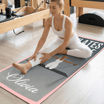 Personalisierte Cartoon Pilates Charakter Farbverlauf Pilates Handtuch mit Namen Sport Zubehör Geburtstag Fitness Geschenk für Pilates-Liebhaber
