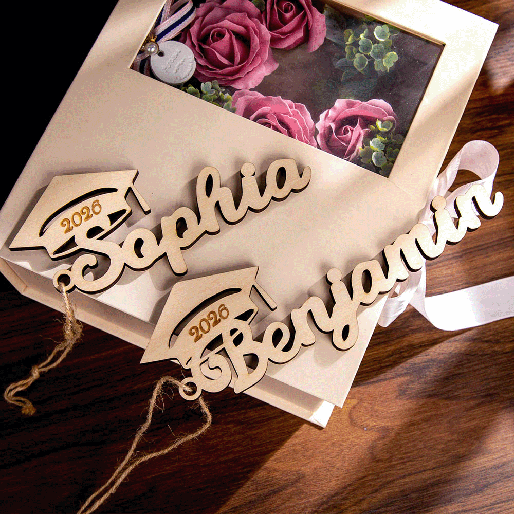 Porte-nom en bois pour décoration de remise de diplômes