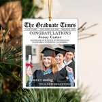 Spersonalizowana akrylowa ozdoba ze zdjęciem The Graduate Times Class of 2026 z imieniem i tekstem Prezent dla absolwentów na przyjęcie z okazji ukończenia studiów