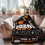 Personlig Class of 2026 You Did It Graduation Cap Mykt pledd med navn og årstall Hjemmedekorasjon Avgangsfestgave til nyutdannede