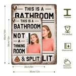 Divertente cartello in metallo stile retrò personalizzato Questo è un bagno con foto Decorazione da parete per il bagno Regalo di compleanno per gli amici della famiglia