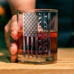 Personalised Vintage American Flag Design 10 oz Rock Whiskey Glass with 1-6 Names Father's Day Birthday Gift for Men Whiskey Lovers