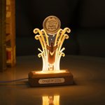 Gepersonaliseerd Afstudeer LED Nachtlampje met Houten Basis Souvenir Ornament Gift voor Universiteit of High School Afgestudeerden