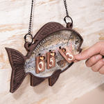 Personalized Fish Caught This Year Hanging Sign with Name Father's Day New Year Birthday Gift for Dad Grandpa Fisherman