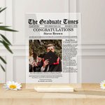 Gepersonaliseerde Krant stijl foto ouders bericht Acryl Plaquette met namen Datum en Base Home Decor Verjaardag Graduation Gift voor afgestudeerden