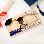 Gorra de Graduación Personalizada Personaje de Caricatura Porta Dinero de Madera Sobre para Dinero en Efectivo con Nombre y Año Regalo de Graduación para Graduados de la Clase 2026