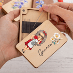 Personalizado Nacimiento Flor Cartoon Personaje Madera Magnético Aguja de Coser Caja de Almacenamiento con Nombre Almacenamiento Diario Regalo de cumpleaños para los amantes de la costura
