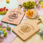 Personlig Happy Easter Cute Bunny Trä vändbar Charcuterie skärbräda med graverade namn och grepp Påskpresent till familj och vänner