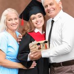 Gorra de Graduación Personalizada Personaje de Caricatura Porta Dinero de Madera Sobre para Dinero en Efectivo con Nombre y Año Regalo de Graduación para Graduados de la Clase 2026