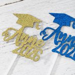 Personnalisé Class of 2026 Glitter Bachelor Cap Cupcake Topper with Name 6 Pcs Graduation Party Decorations Favors for Graduates