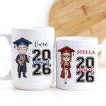 Personalizada 2026 Cartoon Graduate Character Cerámica 11oz 15oz Taza de café con nombre Decoración del hogar Graduación Keepsake Regalo para Mujeres Hombres