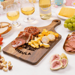 Personlig Happy Easter Cute Bunny Trä vändbar Charcuterie skärbräda med graverade namn och grepp Påskpresent till familj och vänner
