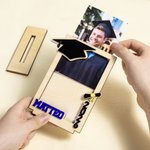 Personalized Tassel Bachelor Hat Wooden Photo Frame with Name and Base Desk Decorarion Graduation Gift for Graduates