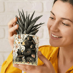 Spersonalizowana doniczka ceramiczna dla mamy z 1-5 imionami i bambusową tacą na Dzień Matki Prezent urodzinowy dla mamy